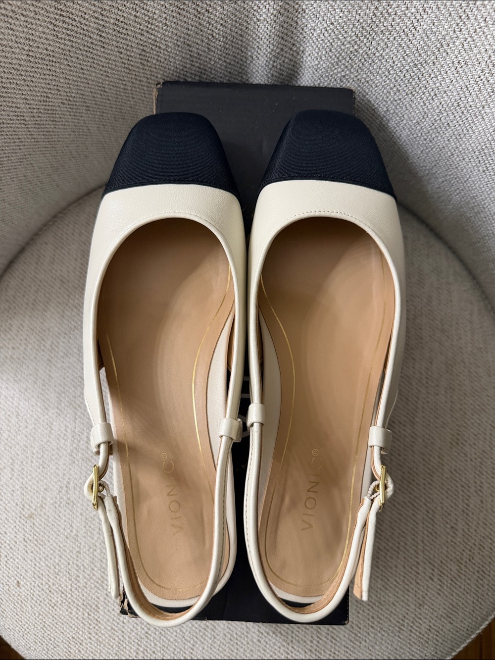 Vionic Two-Tone Slingback Flats in Ivory and Black